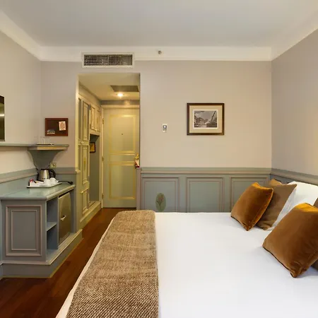 Armada Old City Hotel