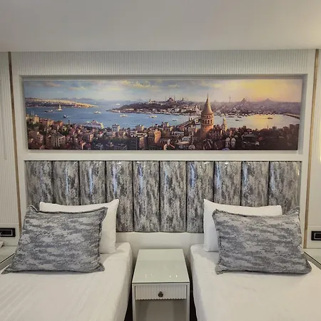 Trend Old City 4*