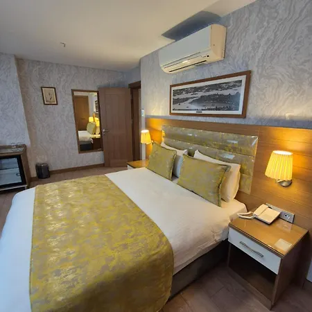 Trend Old City 4*