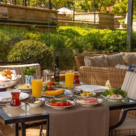 Grand Hyatt Otel 5*