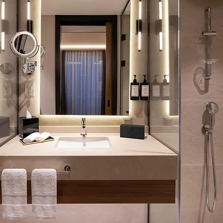 Altunizade Istanbul, Curio Collection By Hilton Otel
