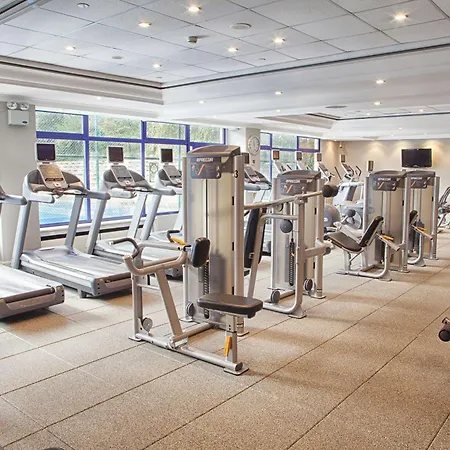 מלון Hilton Bosphorus 5*