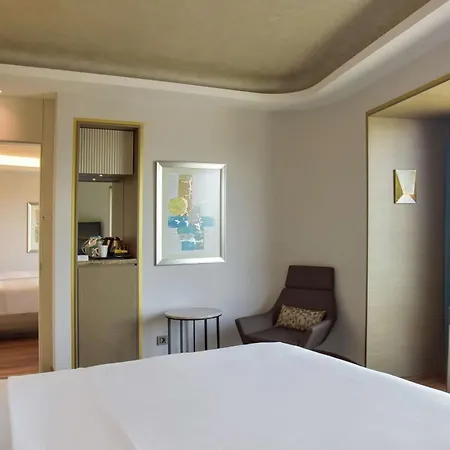 Hilton Kozyatagi 5*