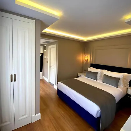 Ozkaya Galata * Istanbul