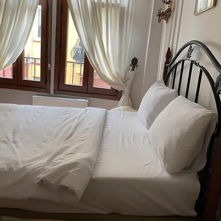 Fatih Balatta Pink 3 Apartment *