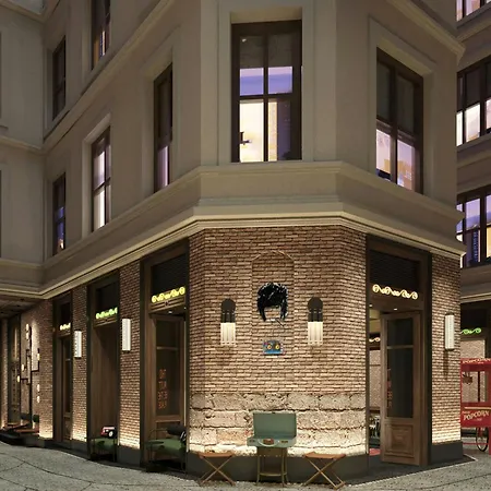 Moxy Beyoglu *