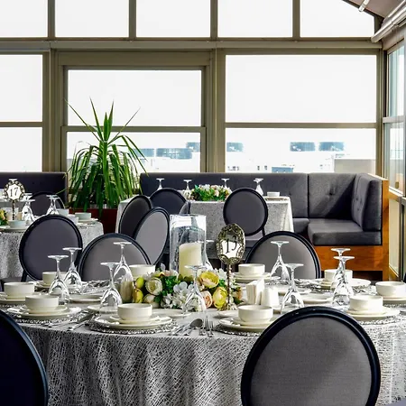 Ramada Encore Bayrampasa 4*