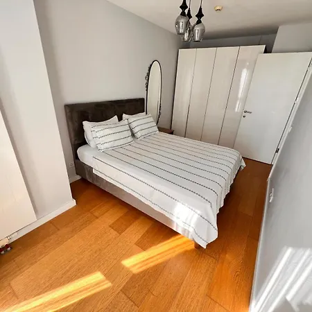 Apartment Divan - Guenesli Near Atakoey Metro Station *