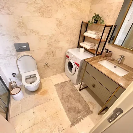 Apartment G Tower At Divan Near To Mimar Sinan Metro Station