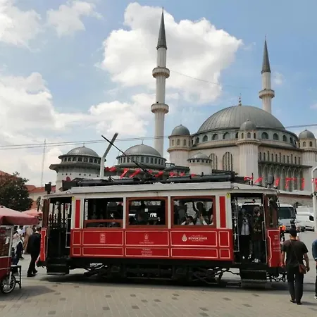 Taksim Cihangir Fidan *