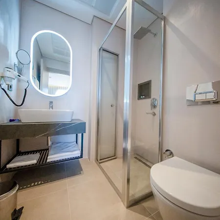 The Palm Bosphorus Otel İstanbul
