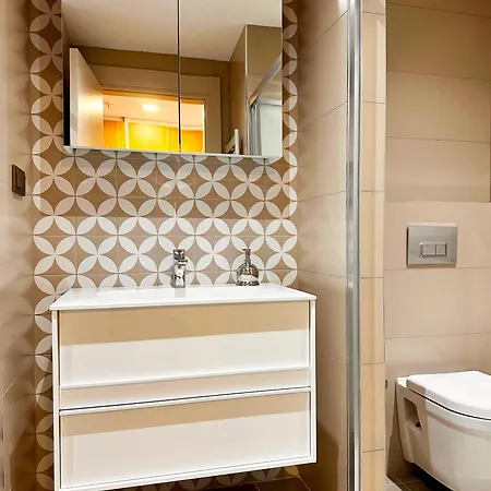 Frezya - Exclusively Woman Hotel Istanbul