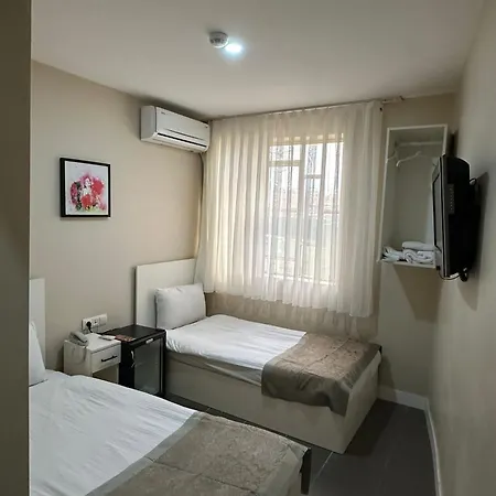 Rota Star Beyoglu Hotel *