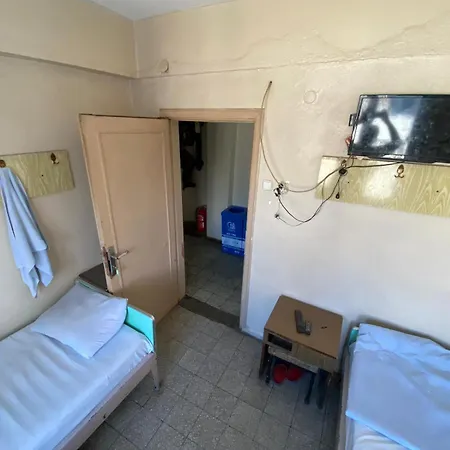 Oezlem Hostel