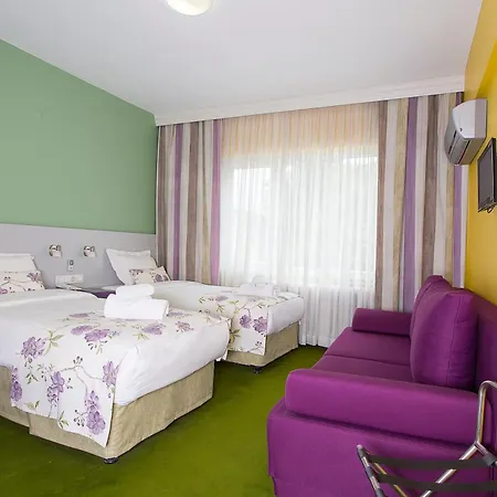 Mini Harem Hotel