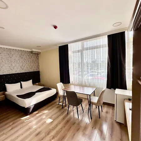 ホテル Grand Ararat 4*