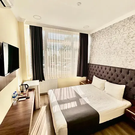 Grand Ararat ホテル 4*