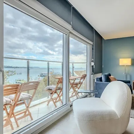 Bosphorus View With Spacious 3 Bedrooms Apartamento Estambul