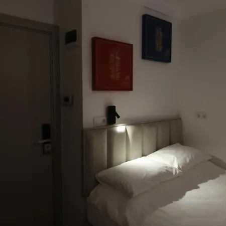 Agion Living Taksim Cihangir Apartment Istanbul