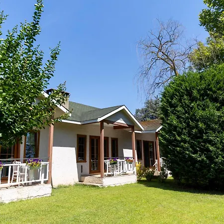 Elite World Village Polonezkoey 4* Istanbul