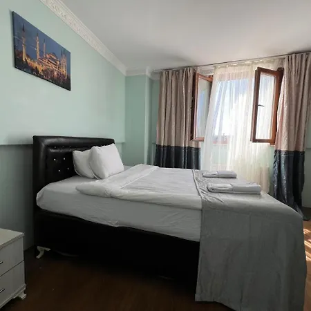 Aparthotel Avsin 3*