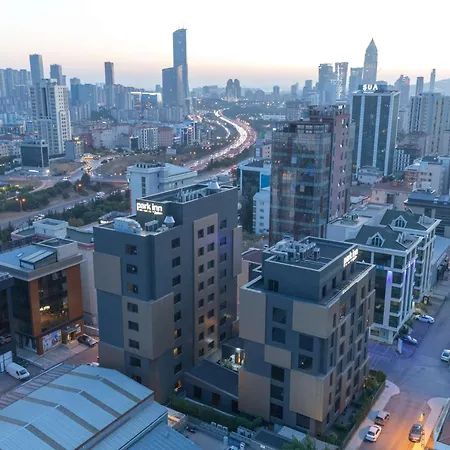 Park By Radisson Atasehir Отель 4*