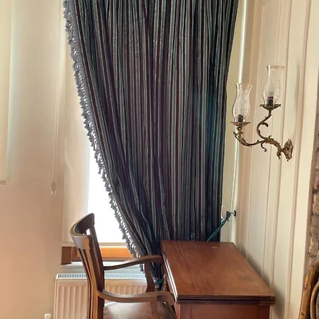 Fatih Balat Tarihin Icinde Sik Bir Ev Homestay Istanbul