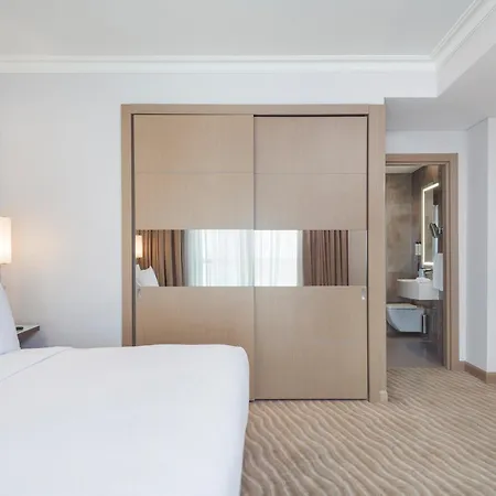 Selectum Atasehir Hotel 5*