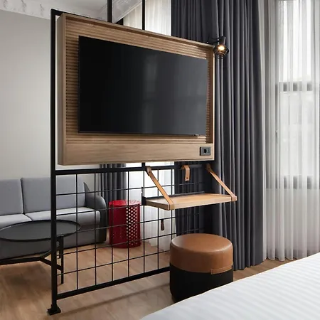 Moxy Beyoglu *