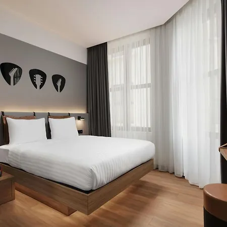 Moxy Beyoglu Hotel