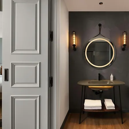 Hotel Moxy Beyoglu
