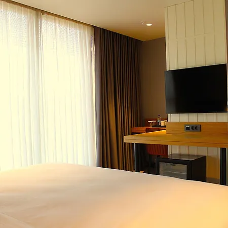 Hotel Tryp By Wyndham Dolapdere