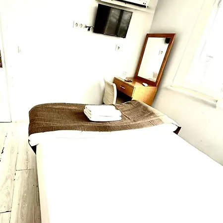 Otel Cannady