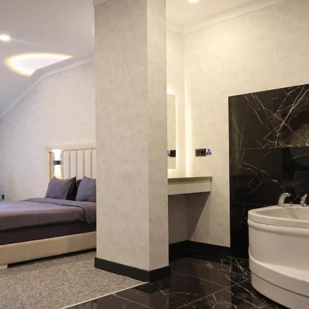 Hotel Home Plus Hotel