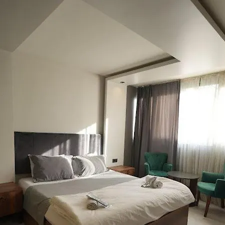 Ci 3* Estambul