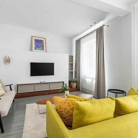 Bright Cool 2bed 2 Bath Airy #353 * Estambul