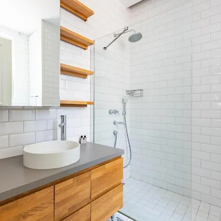 Apartamento Bright Cool 2bed 2 Bath Airy #353 *