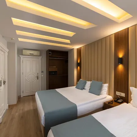 Black Tulip Hotel