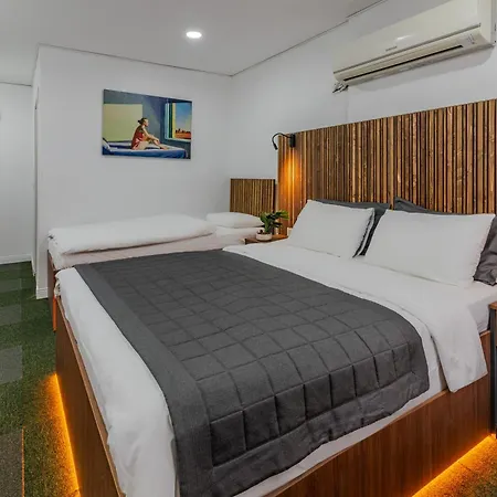 Vicolo Moda Hotel *
