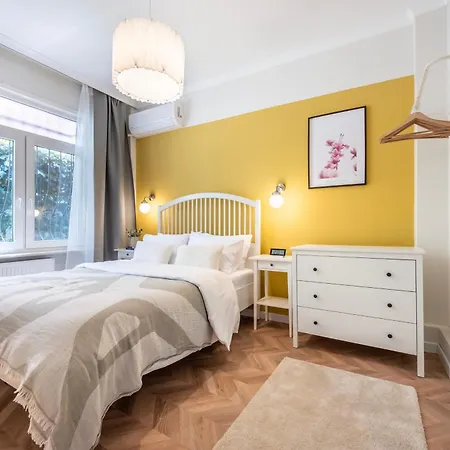 Beyond The Bosphorus #6 Apartment