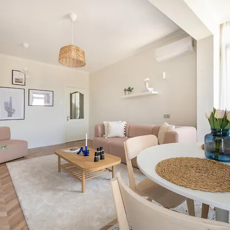 Beyond The Bosphorus #6 Apartment