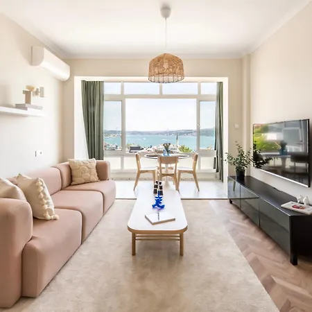Beyond The Bosphorus #6 Apartment *