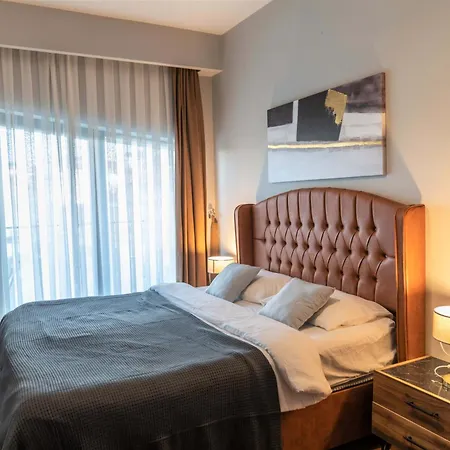 Apartament With Premium Amenities *