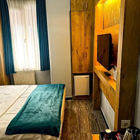 Miss Taksim Szálloda 2*