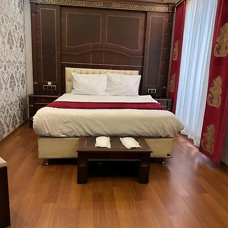 Napolyon Hotell