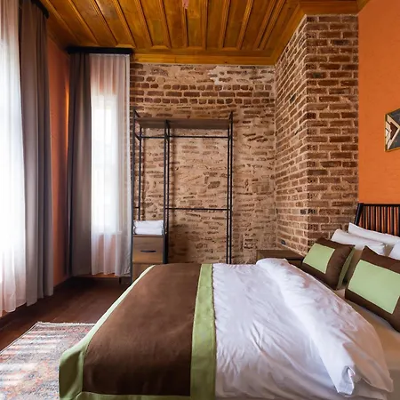 Fragments Hotel