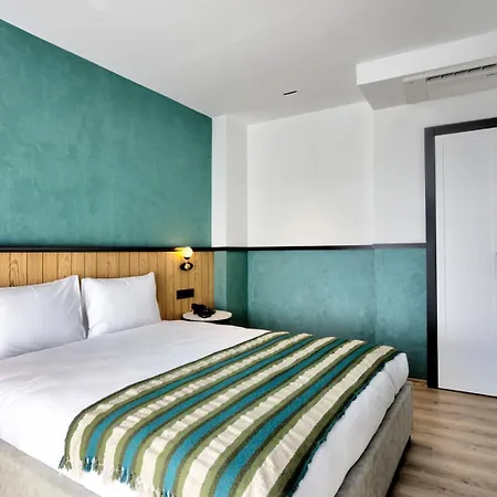 Fragments Hotel
