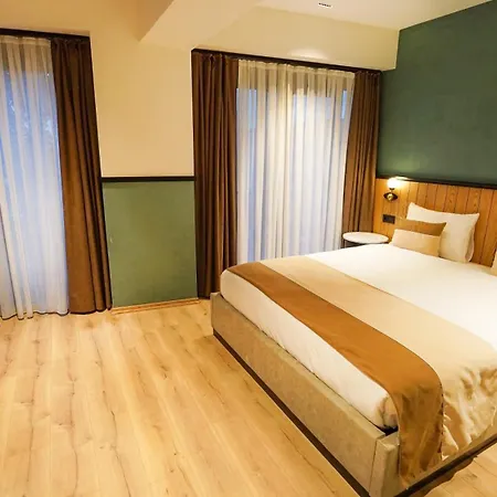 Fragments Hotel 4*