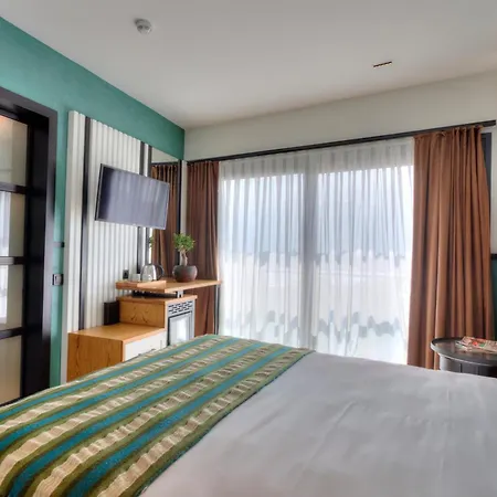 Fragments Hotel