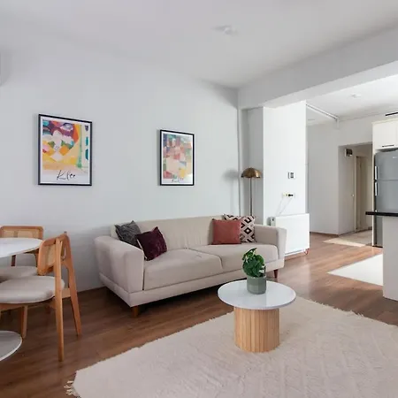 Appartement Tastefully Designed 2br With A Lush Backyard